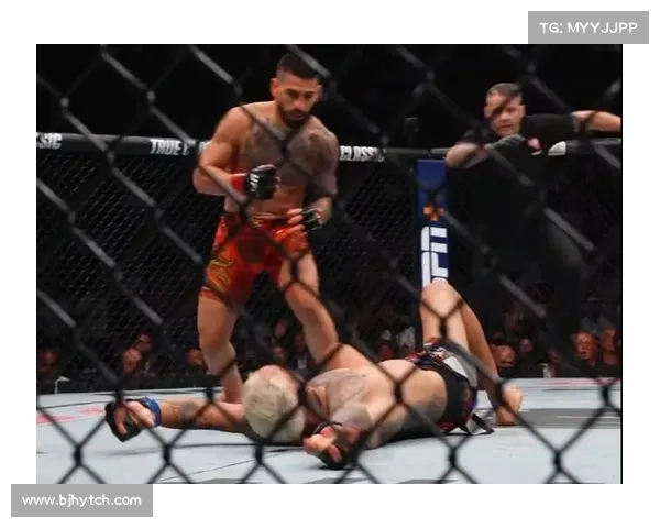 终极对视!UFC317 轻量级巅峰对决:托普里亚 vs 奥利维拉 终极对视!UFC317 轻量级巅峰对决:托普里亚 vs 奥利维拉